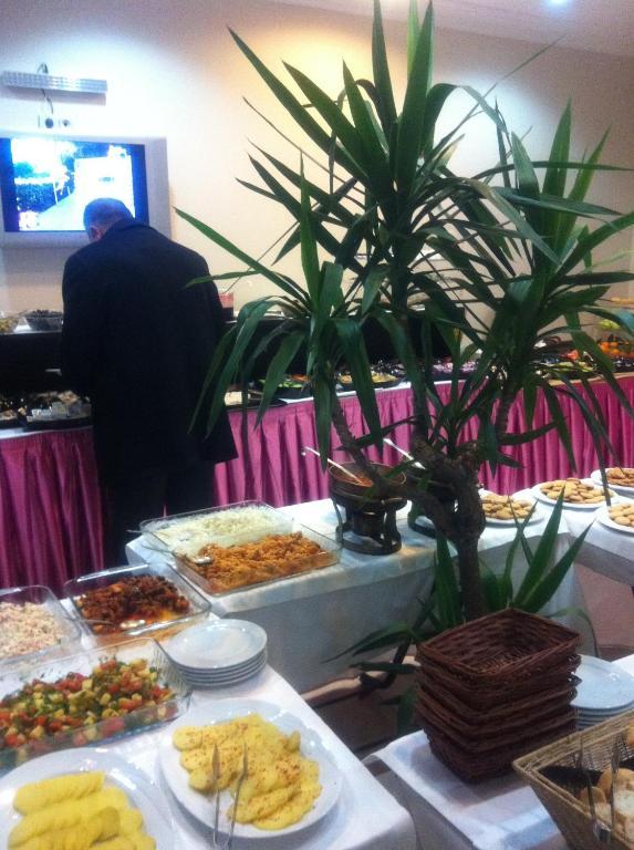 Hatay Hotel Istanboel Buitenkant foto
